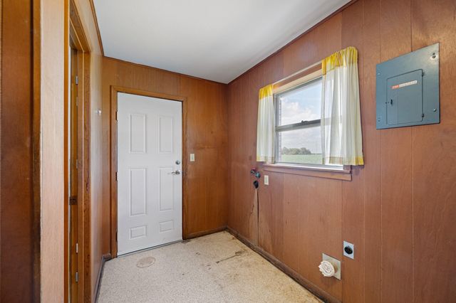 314 County Road 233, Wharton, TX 77488