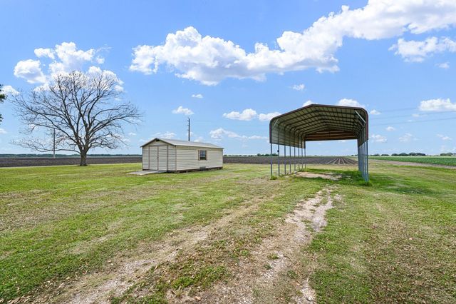 314 County Road 233, Wharton, TX 77488
