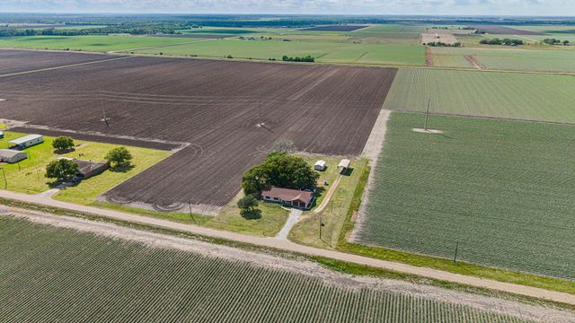 314 County Road 233, Wharton, TX 77488