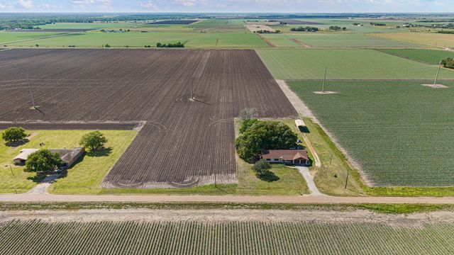 314 County Road 233, Wharton, TX 77488