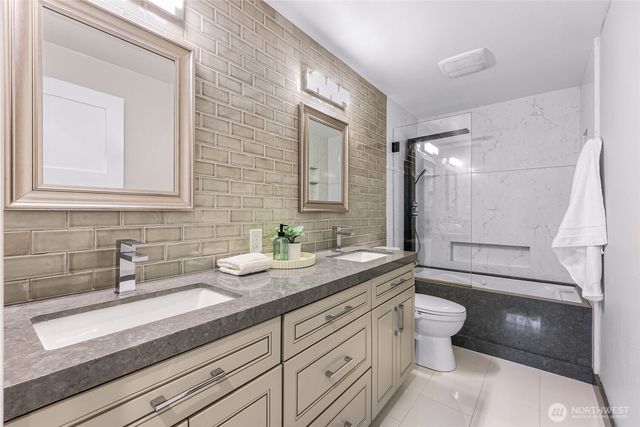6204 170th Place SW, Lynnwood, WA 98037