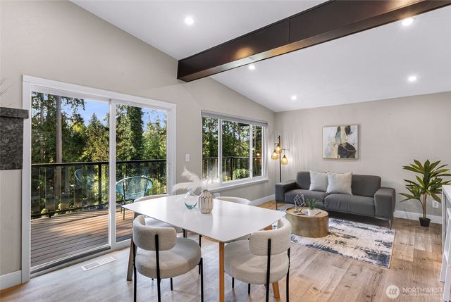 6204 170th Place SW, Lynnwood, WA 98037