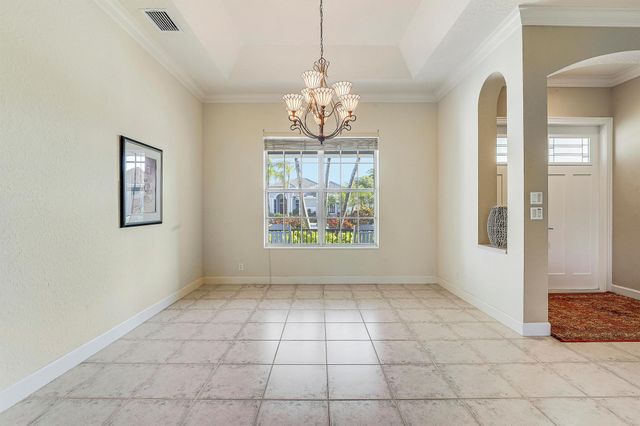 7760 SE Manhasset Place, Hobe Sound, FL 33455