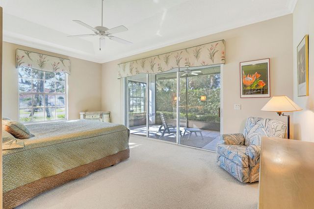 7760 SE Manhasset Place, Hobe Sound, FL 33455