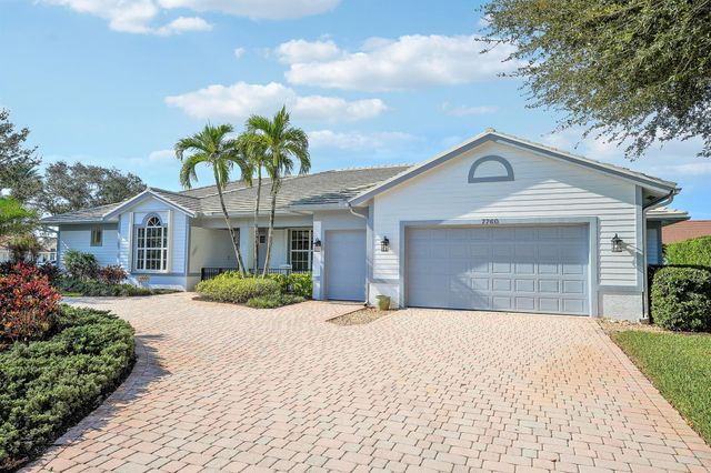 7760 SE Manhasset Place, Hobe Sound, FL 33455