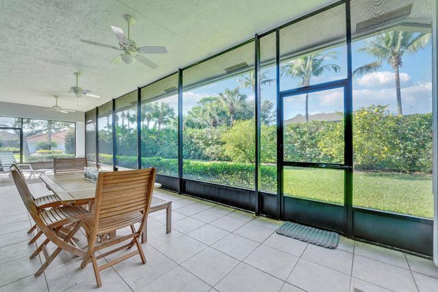 7760 SE Manhasset Place, Hobe Sound, FL 33455