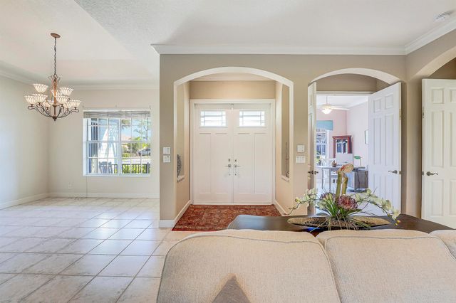 7760 SE Manhasset Place, Hobe Sound, FL 33455