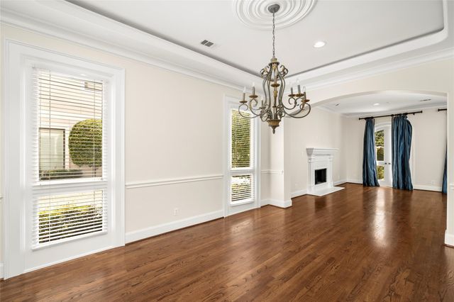 1505 Potomac Drive, Houston, TX 77057