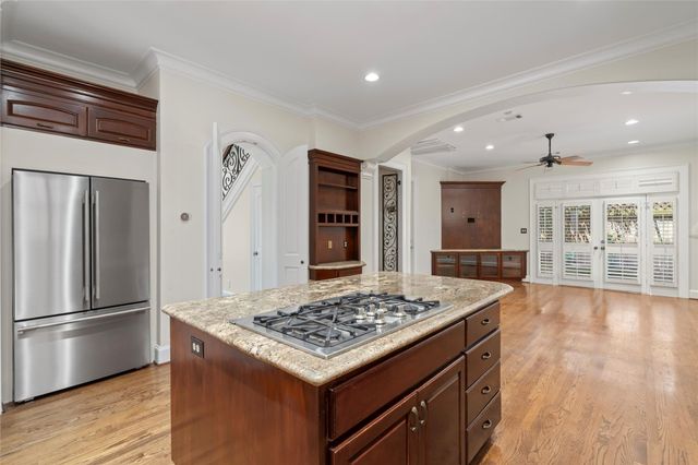 1505 Potomac Drive, Houston, TX 77057