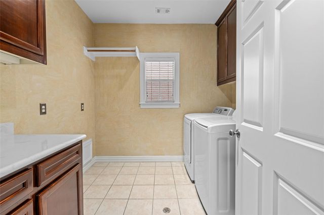 1505 Potomac Drive, Houston, TX 77057