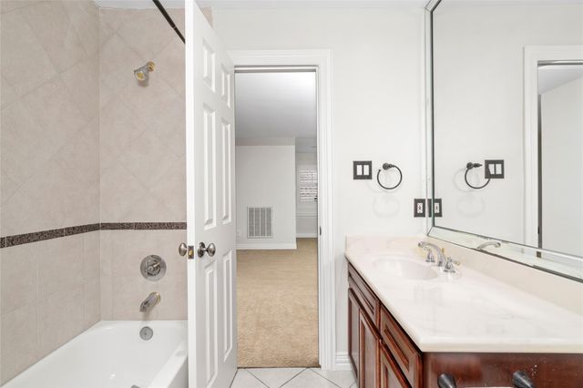 1505 Potomac Drive, Houston, TX 77057