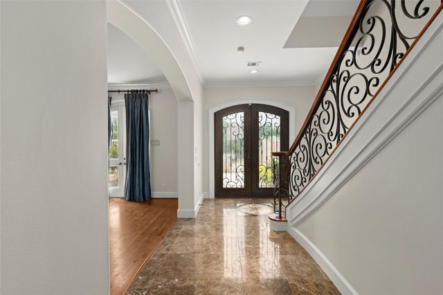 1505 Potomac Drive, Houston, TX 77057