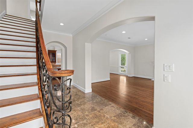 1505 Potomac Drive, Houston, TX 77057
