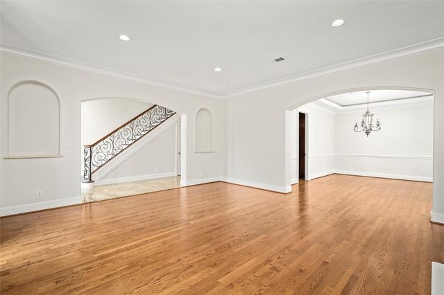 1505 Potomac Drive, Houston, TX 77057