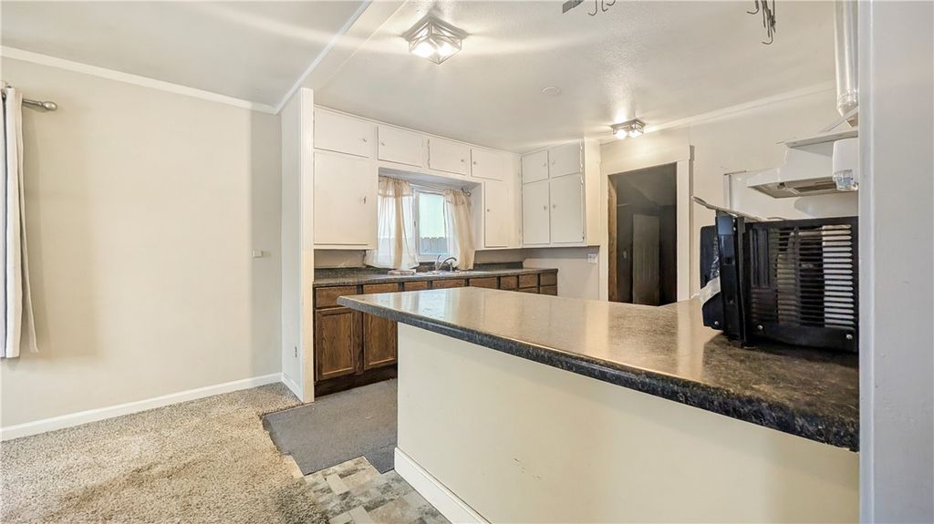 307 N Sargent AVENUE, Glendive, MT 59330 photo 6