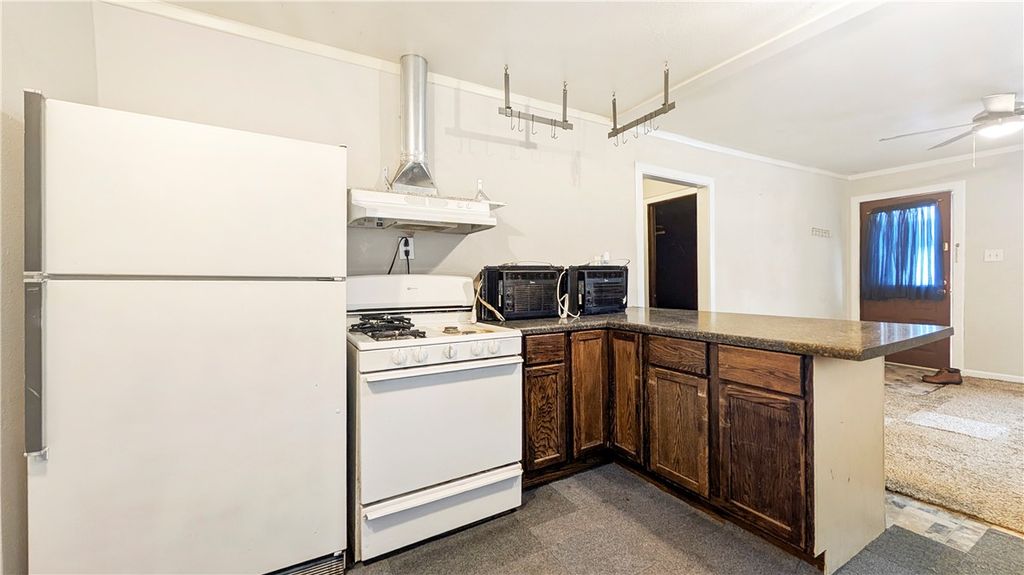 307 N Sargent AVENUE, Glendive, MT 59330 photo 8