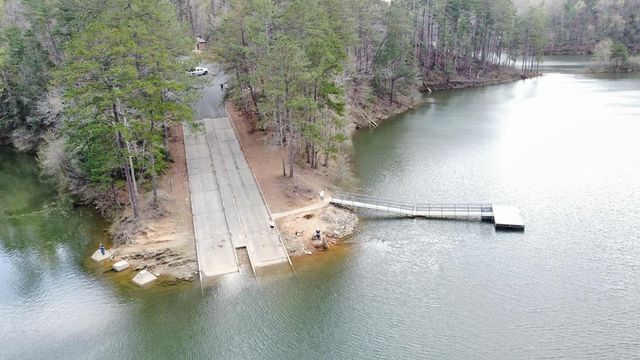 497 S Jakes Landing Way, Ellijay, GA 30540