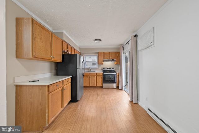 163 E 2ND ST, Alburtis, PA 18011