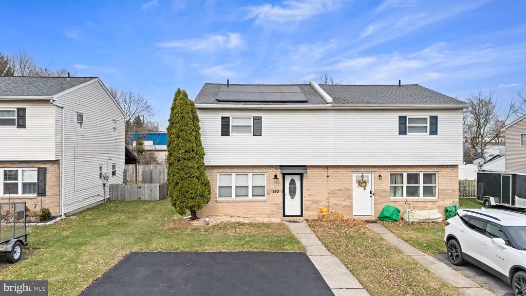 163 E 2ND ST, Alburtis, PA 18011