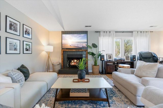 3601 Rhode Island Avenue S, Saint Louis Park, MN 55426