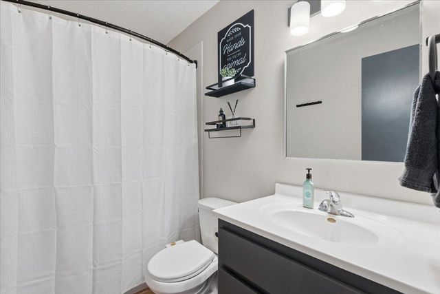 3601 Rhode Island Avenue S, Saint Louis Park, MN 55426