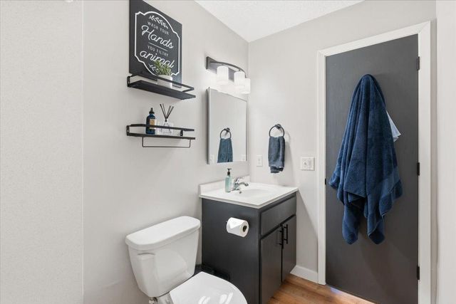 3601 Rhode Island Avenue S, Saint Louis Park, MN 55426
