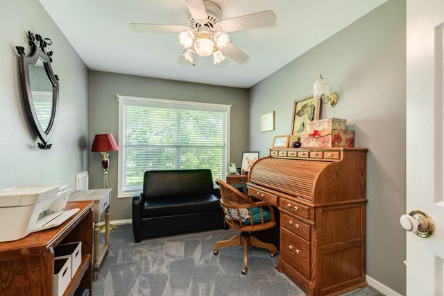 320 N Amherst Drive, West Columbia, TX 77486