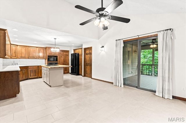 106 Suzanne Court, Edwardsville, IL 62025