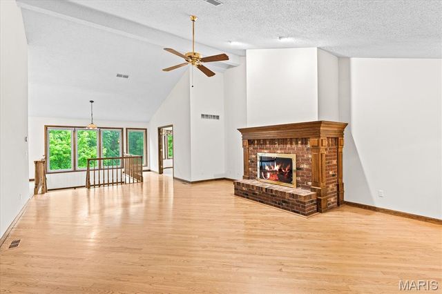 106 Suzanne Court, Edwardsville, IL 62025