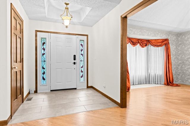 106 Suzanne Court, Edwardsville, IL 62025