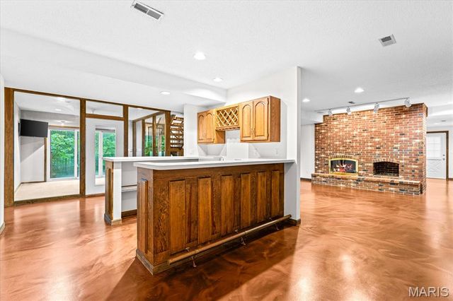 106 Suzanne Court, Edwardsville, IL 62025