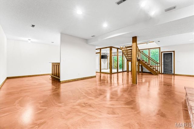 106 Suzanne Court, Edwardsville, IL 62025