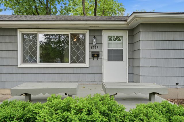 8724 1st Avenue S, Bloomington, MN 55420