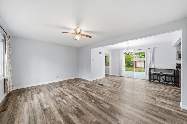 8724 1st Avenue S, Bloomington, MN 55420
