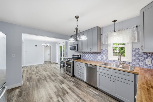 8724 1st Avenue S, Bloomington, MN 55420