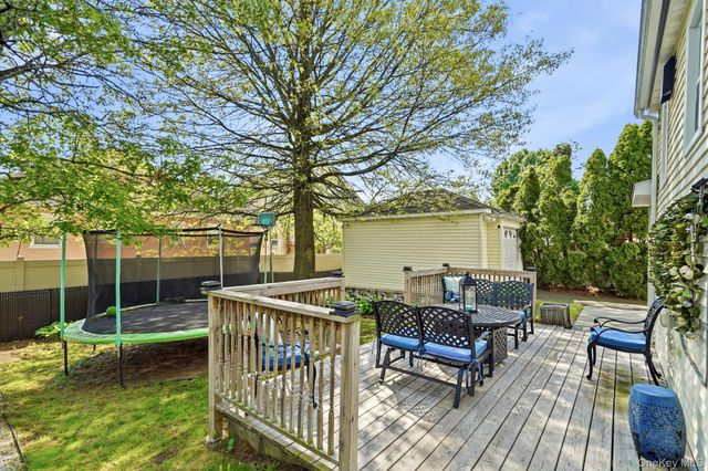 75 Hillcrest Avenue, Rye Brook, NY 10573