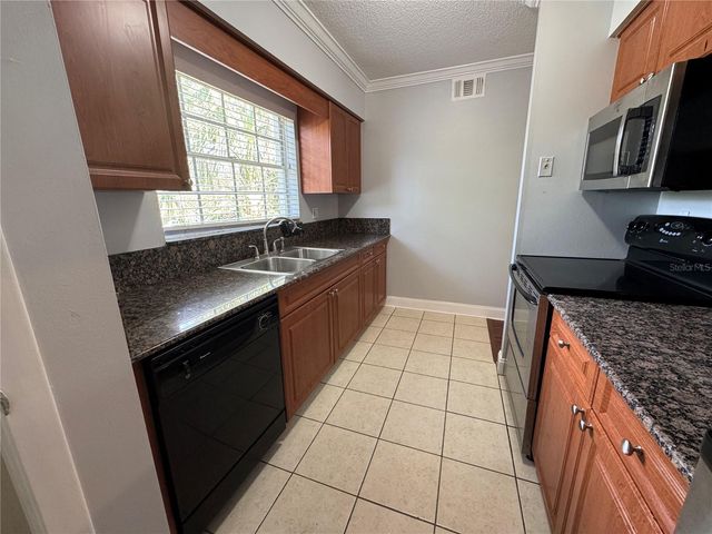 120 S CHURCH AVENUE 211, Tampa, FL 33609