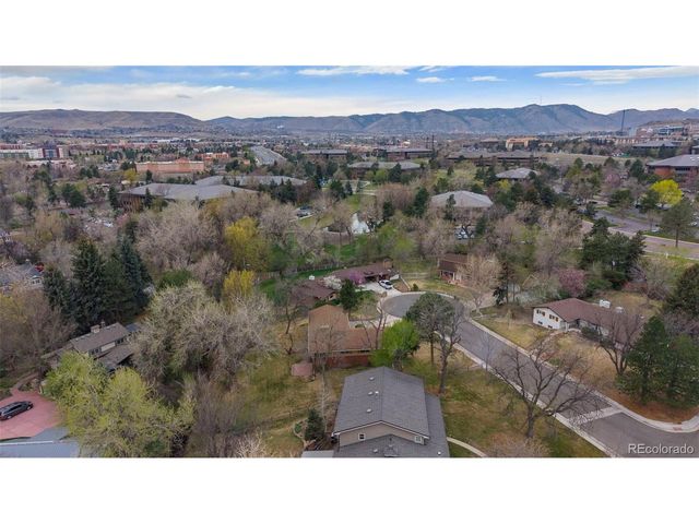 1520 Arbutus Ct, Golden, CO 80401