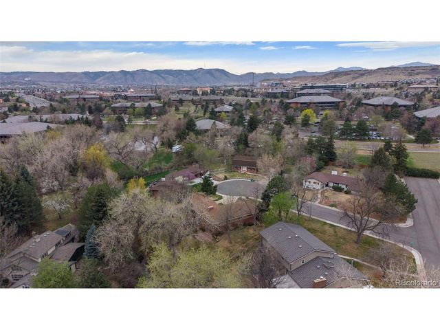 1520 Arbutus Ct, Golden, CO 80401