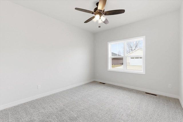 1272 AUTUMN FIELD LANE, De Pere, WI 54115