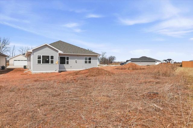 1272 AUTUMN FIELD LANE, De Pere, WI 54115