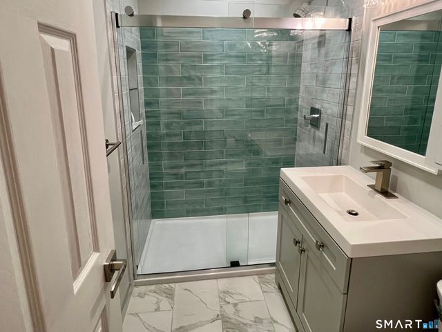 140 Grove Street APT 7D, Stamford, CT 06901