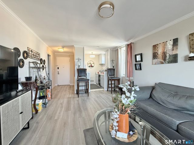 140 Grove Street APT 7D, Stamford, CT 06901