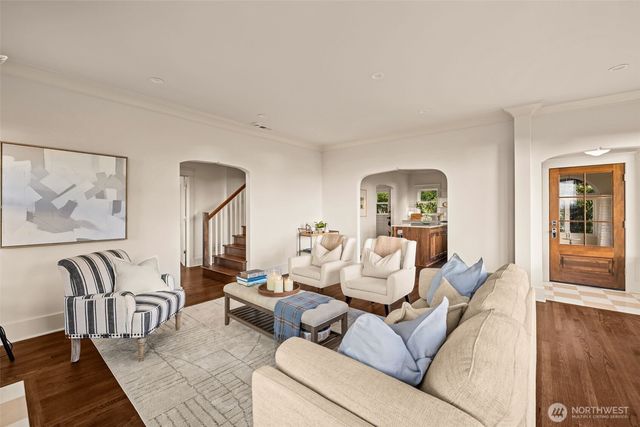 902 W Blaine Street, Seattle, WA 98119