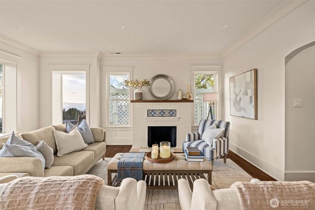 902 W Blaine Street, Seattle, WA 98119