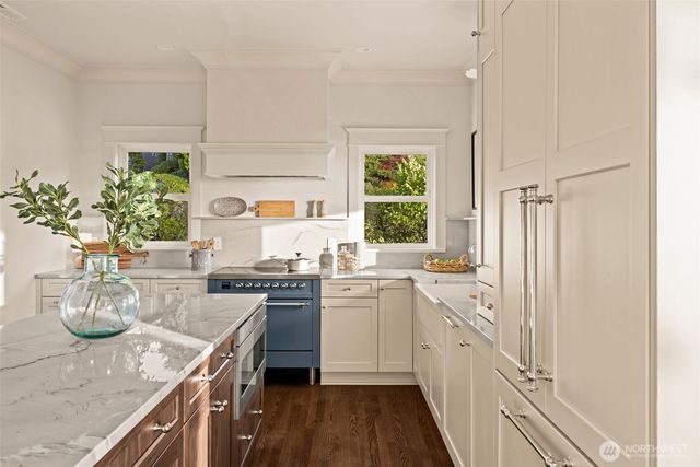 902 W Blaine Street, Seattle, WA 98119