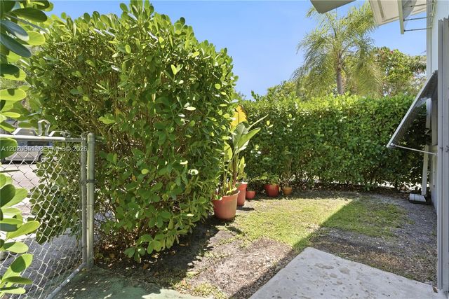 1200 Mariposa Ave E104, Coral Gables, FL 33146