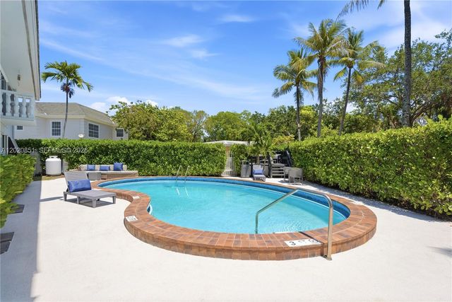 1200 Mariposa Ave E104, Coral Gables, FL 33146