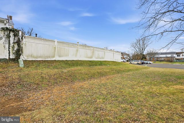 6301 POWDER HORN CT, Bensalem, PA 19020