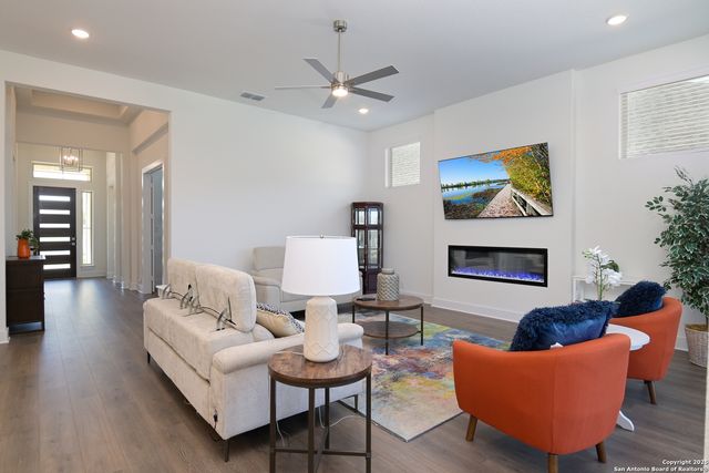 524 Cotorra Springs, Cibolo, TX 78108